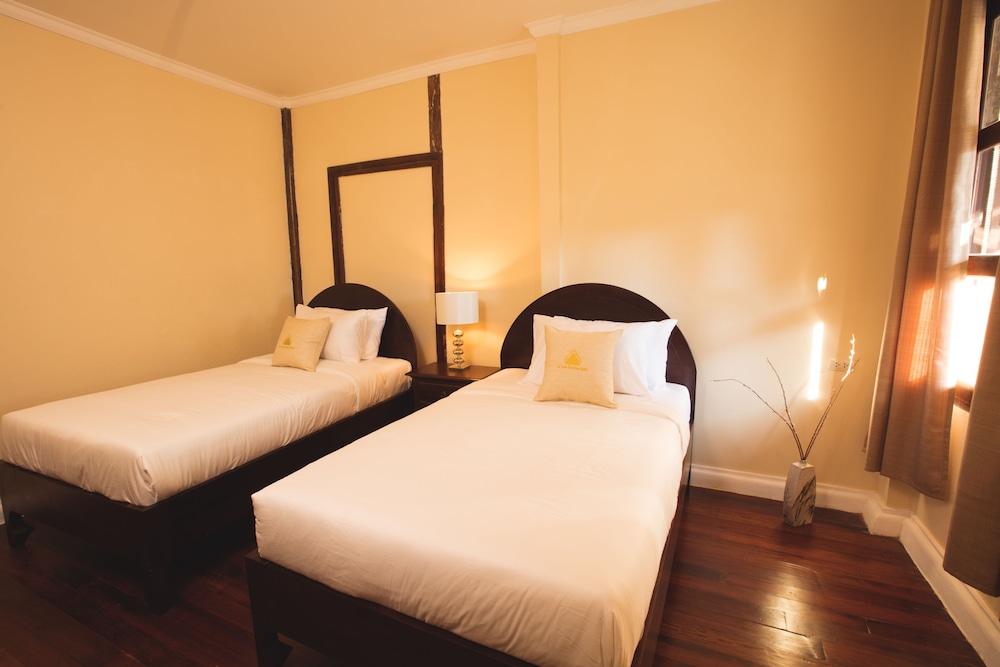 Deluxe Twin Room photo 2