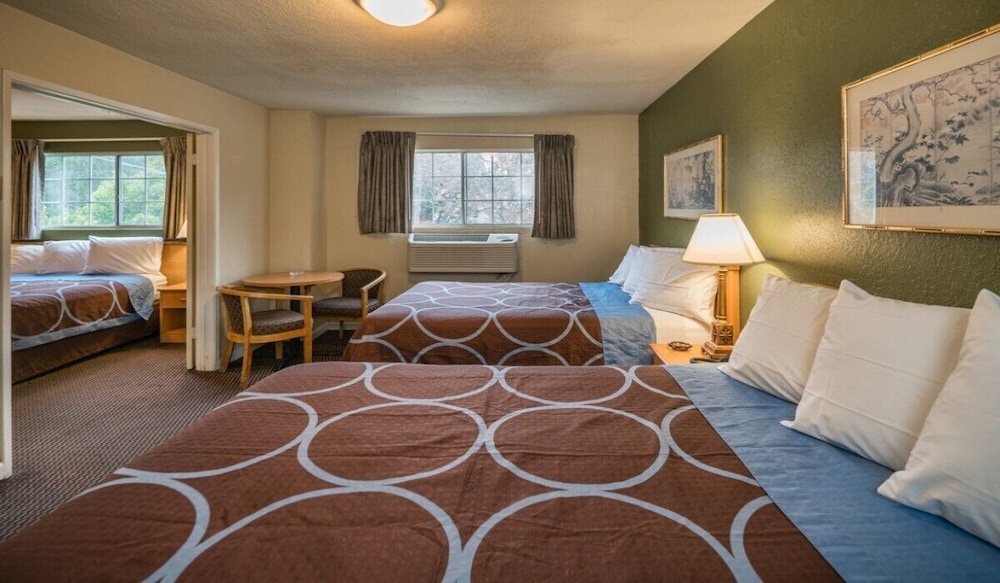 Triple Room, Multiple Beds - Photo 1