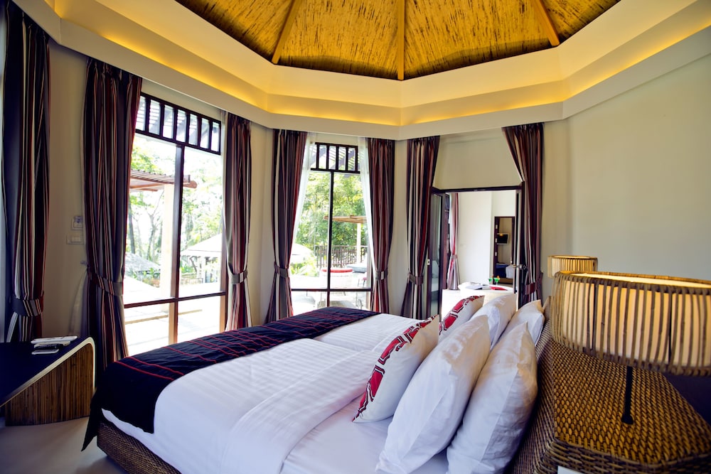 Presidential Pool Villa Two Bedroom photo 3
