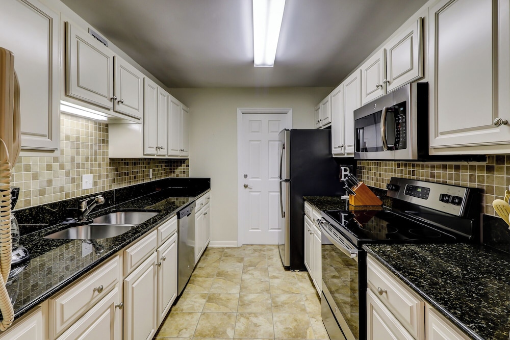 Villa, 1 King Bed with Sofa bed, Kitchen, Garden View (920 Cutter Court)