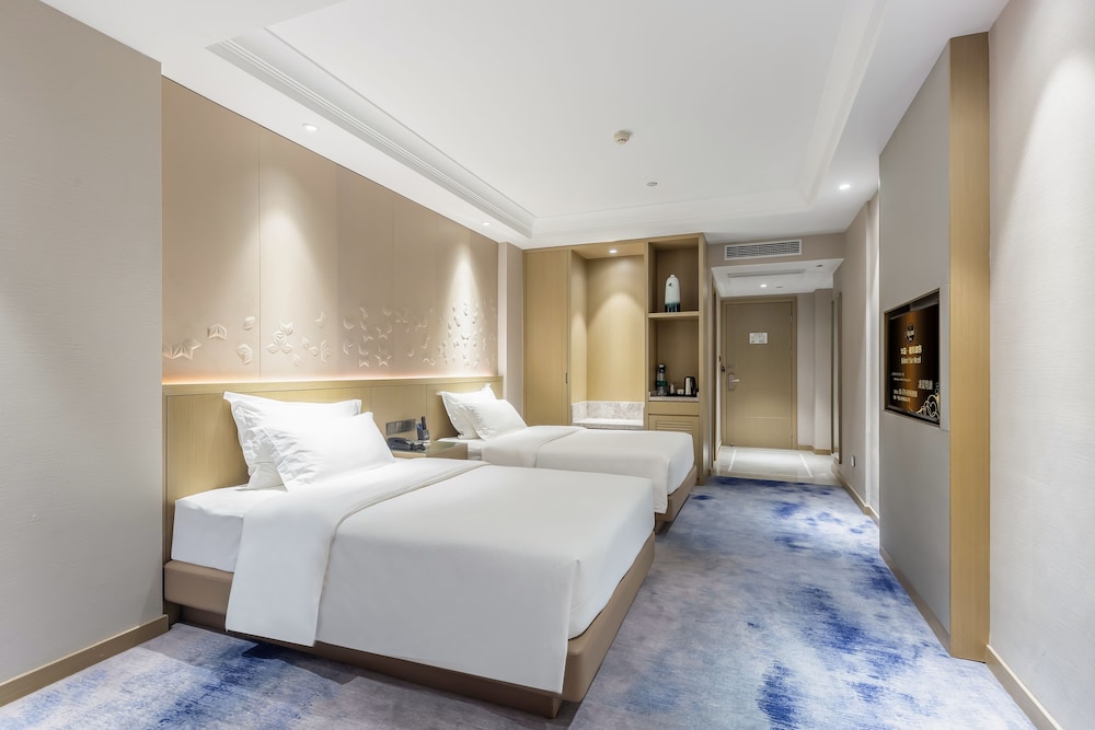Sunshine Twin Bed Room photo 1