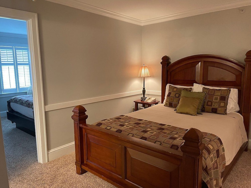 Divided Double Queen Room 3rd Floor photo 2