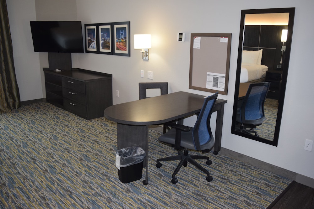 Suite, 1 Bedroom, Accessible (Hearing)