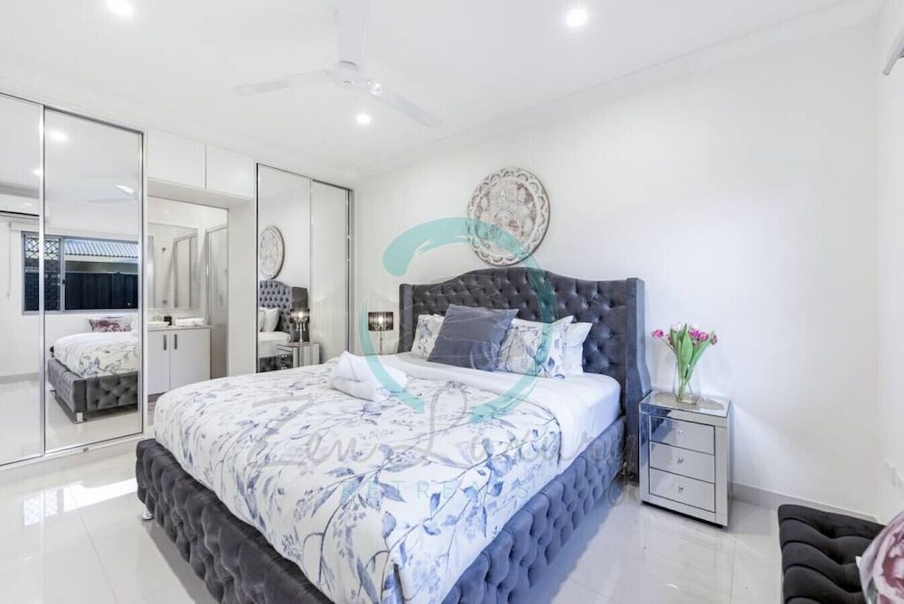 Luxury Townhome photo 1