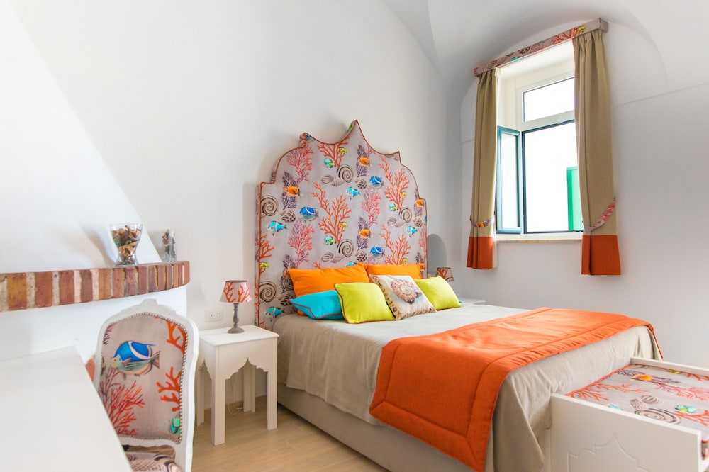 Classic Room, Partial Sea View photo 2
