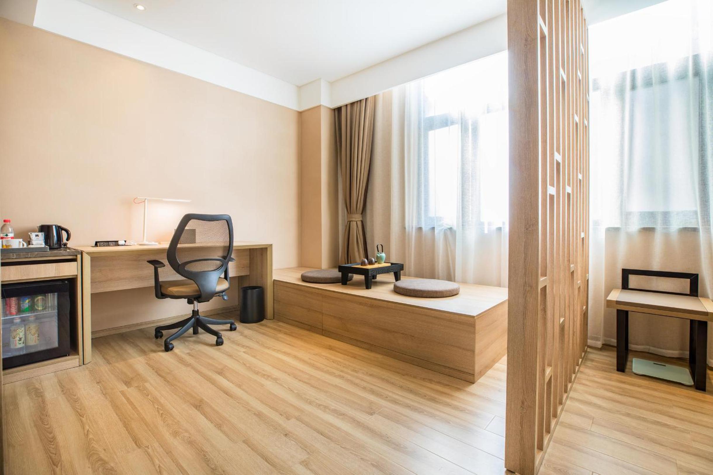 Jimu Suite - Photo 1
