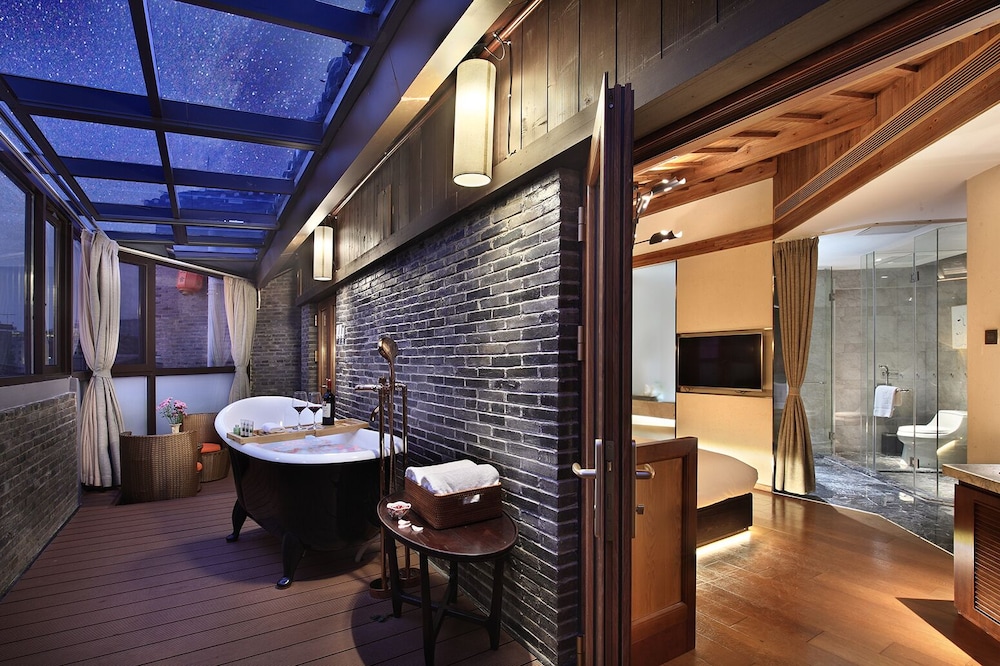 Grand Double Room photo 3