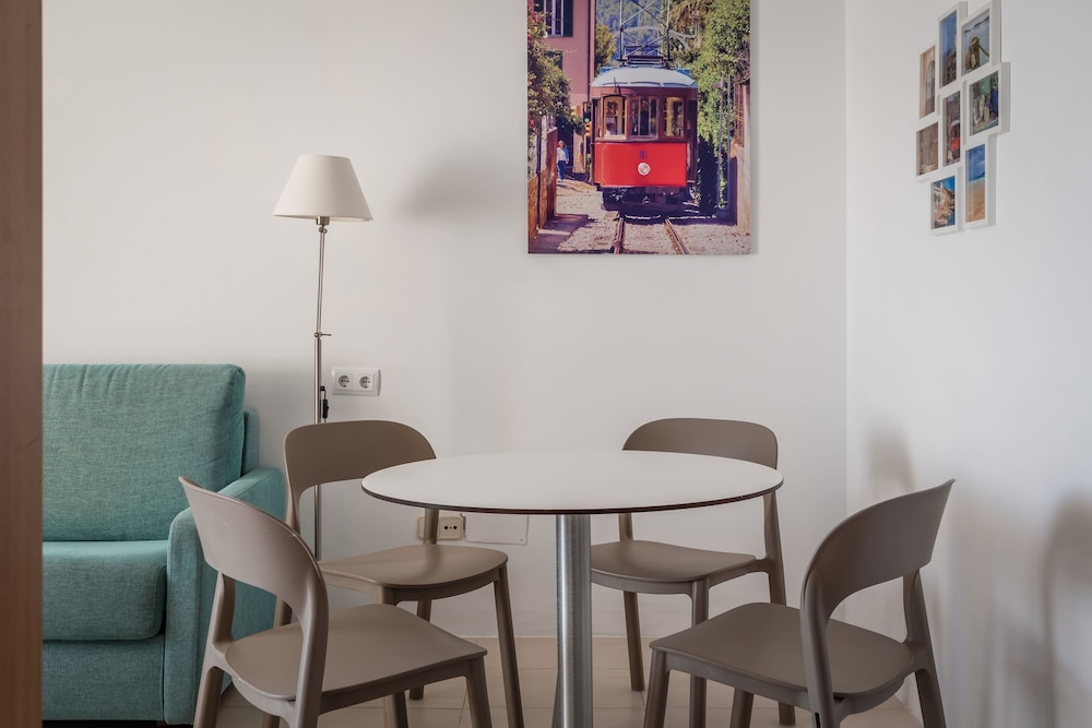 Apartamento con Vista Mar y Terraza (SV)