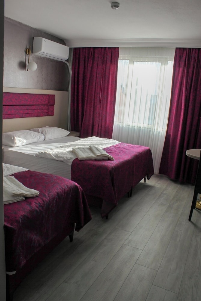 Standard Room photo 1