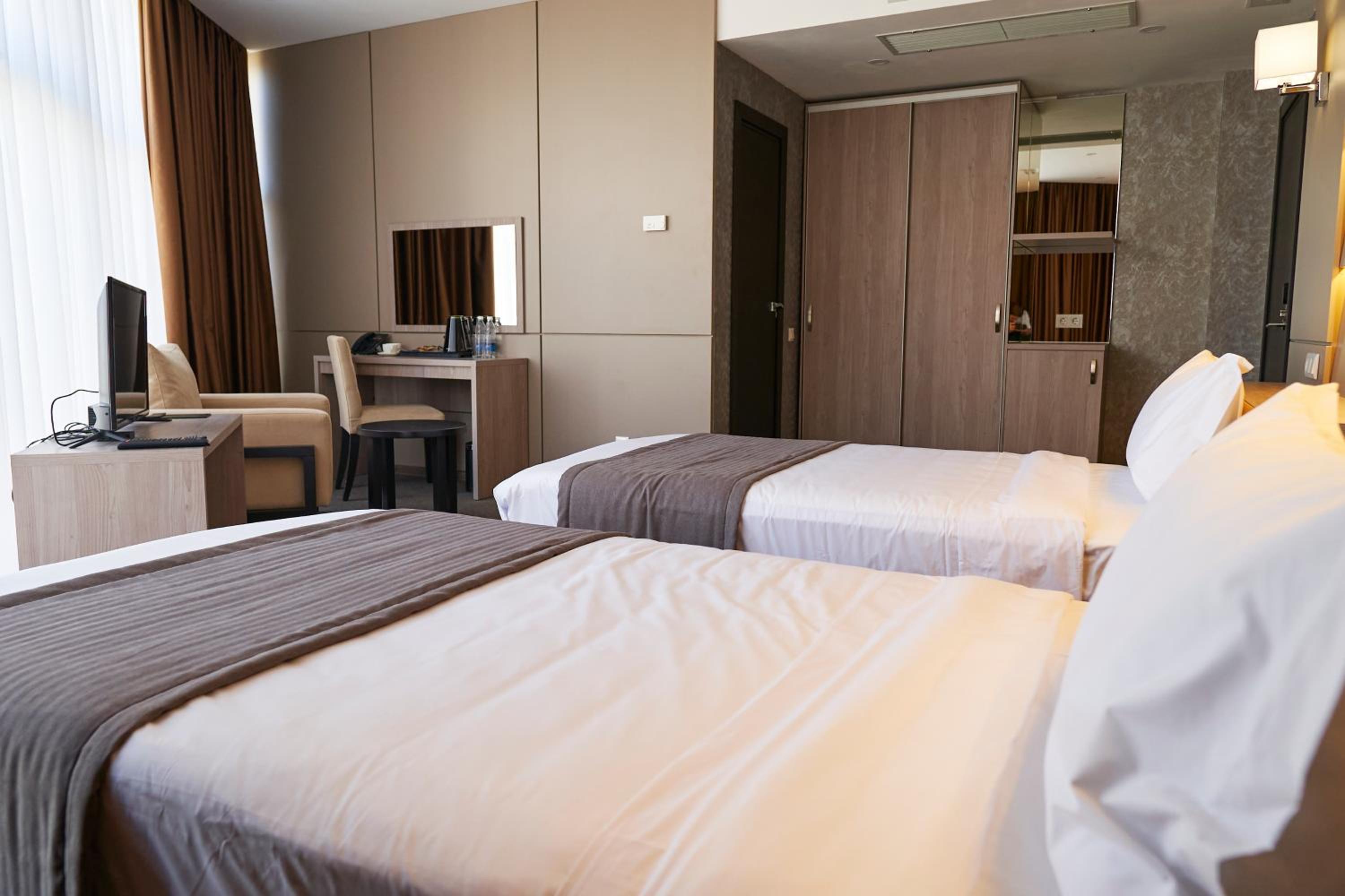 Superior Twin Room photo 3