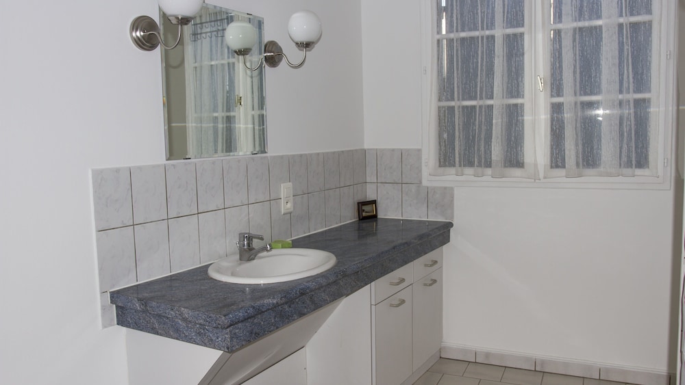 Family Apartment photo 3