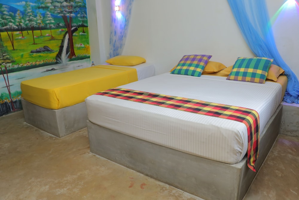 Deluxe Triple Room - Photo 1