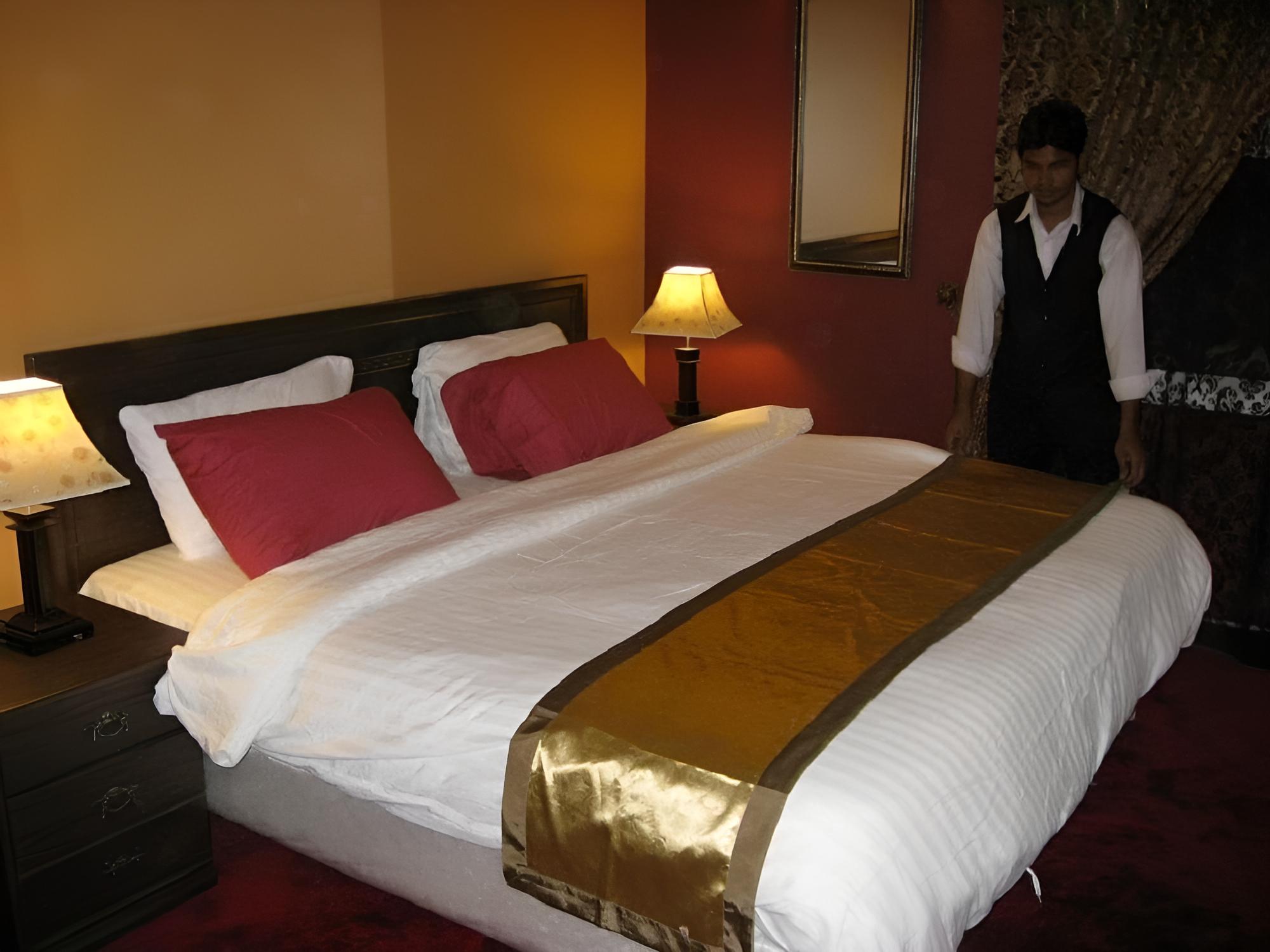Basic Double Room photo 2