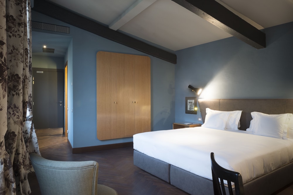Deluxe Double Room, City View photo 2