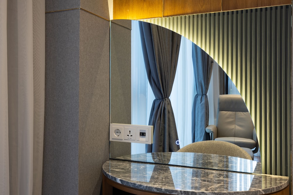 Suite Twin Room - Photo 6