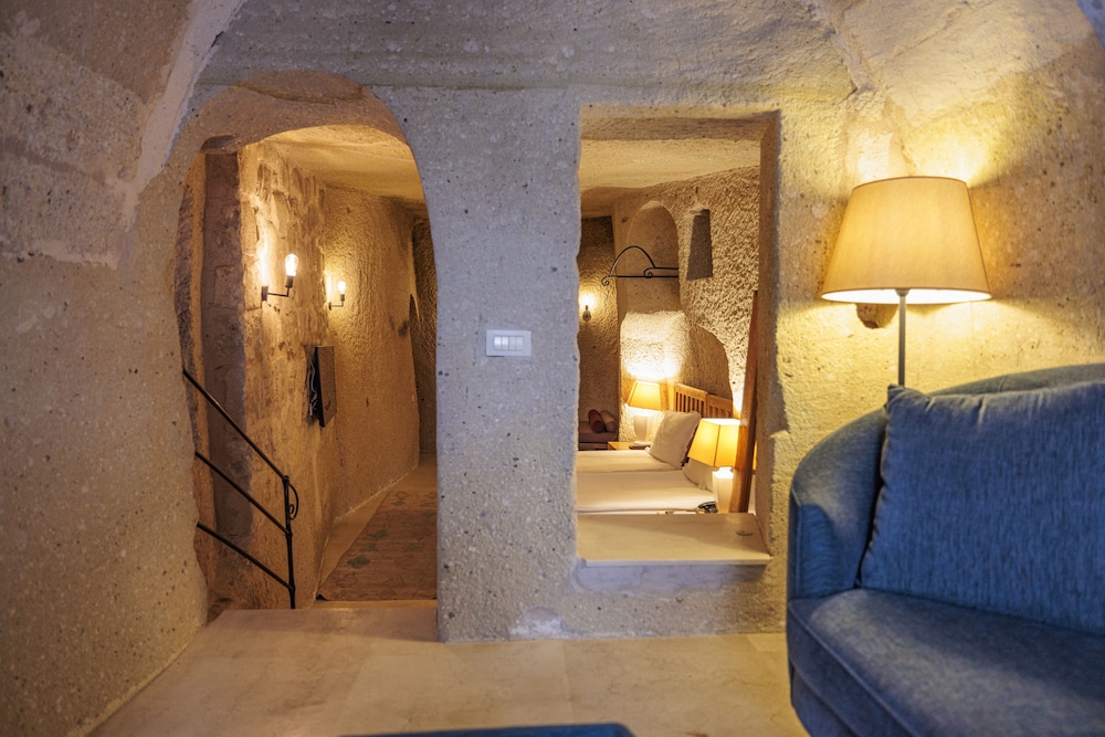 Crowne Suite photo 2