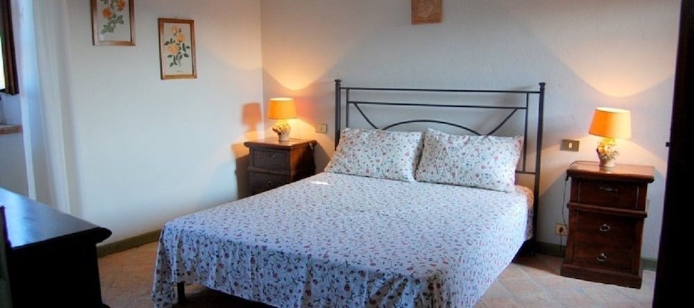 Superior Suite, 1 Bedroom, Non Smoking, Hill View photo 3