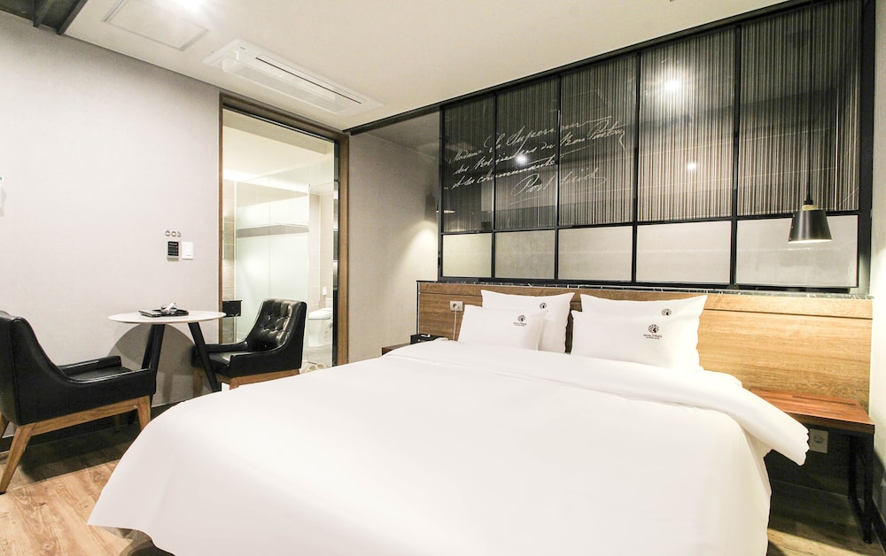 Premium Room photo 2