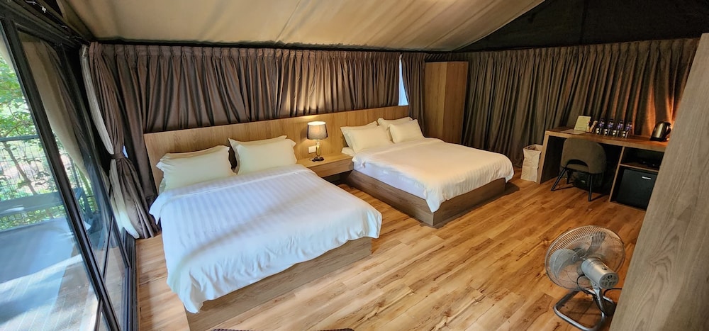 Tent photo 1