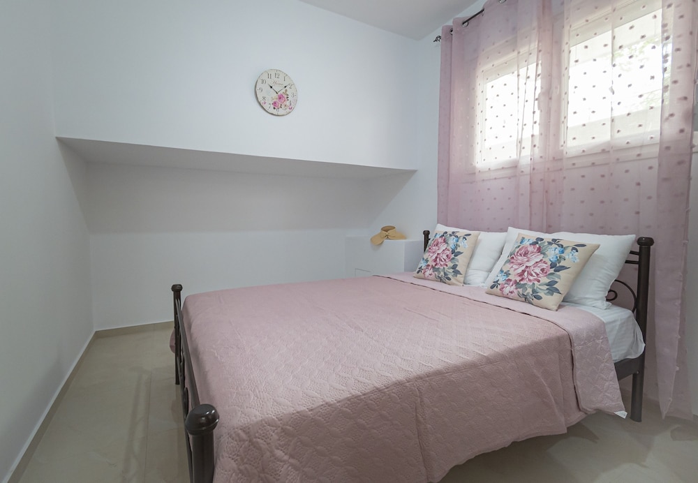 Kyranna Apartment 1 by Rentalspro, Billede 12