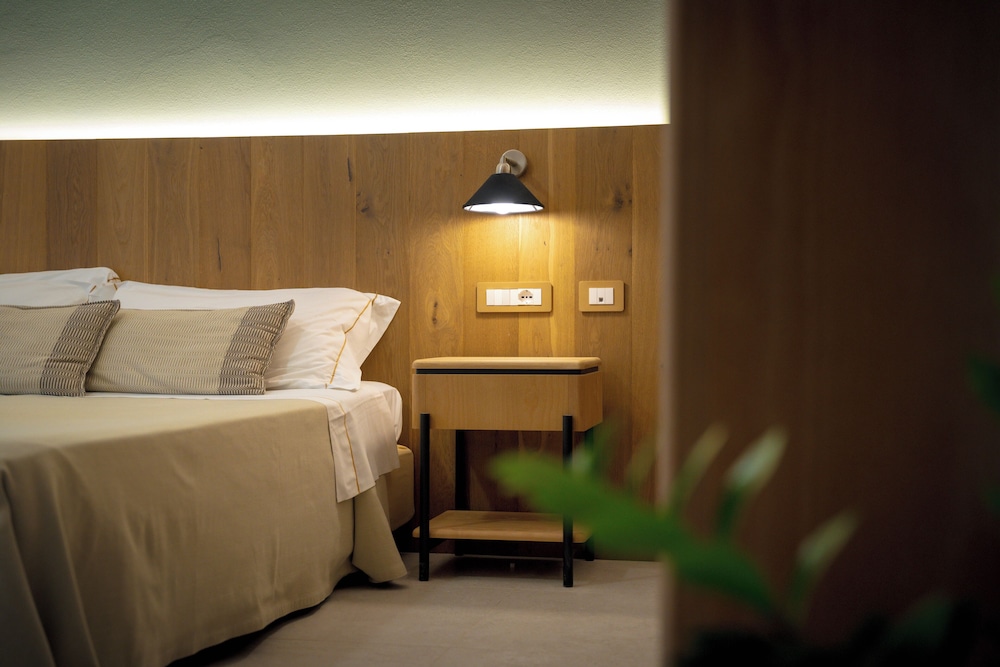 Double or Twin Room, Balcony