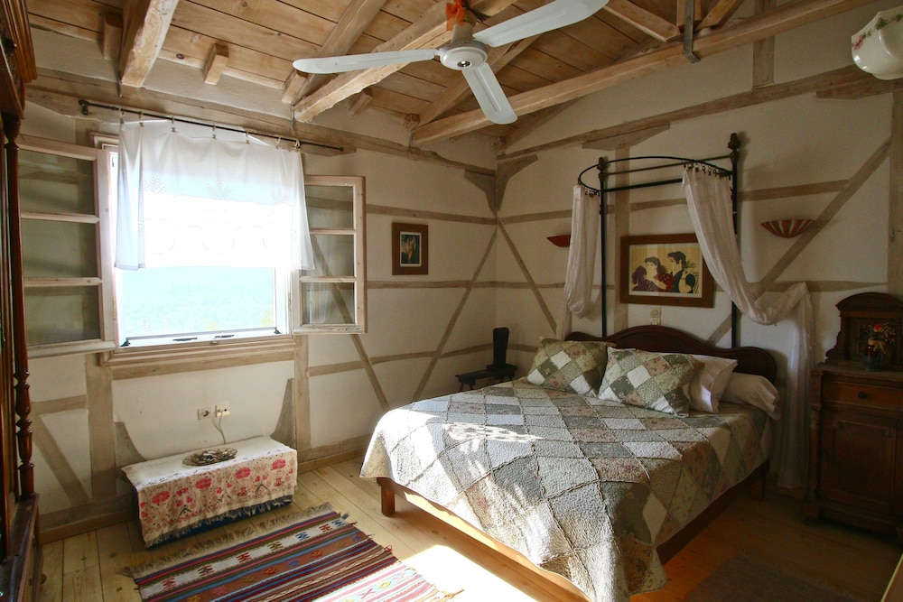 Duplex, 1 Bedroom, Balcony photo 2