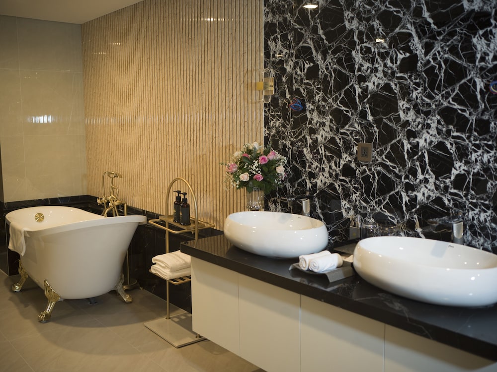 Grand Suite - Photo 10