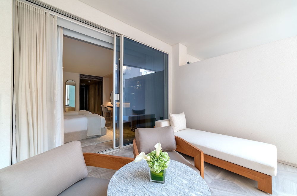 Superior | Twin Beds