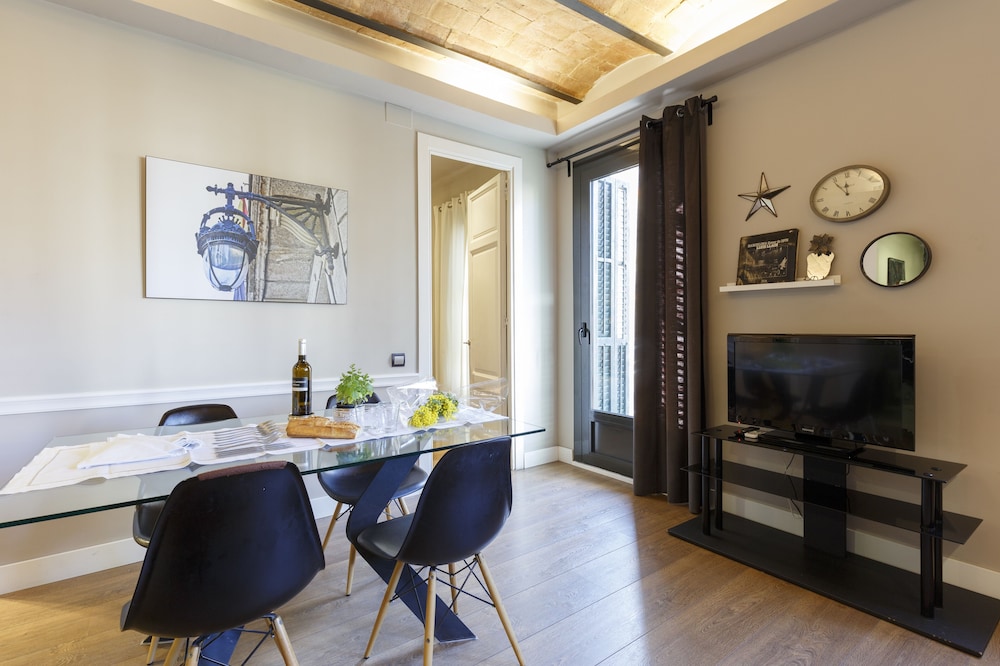 Standard Apartment, 2 Bedrooms, Kitchen, City View