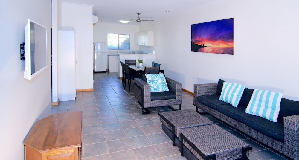 Apartment, 2 Bedrooms, Garden View photo 1