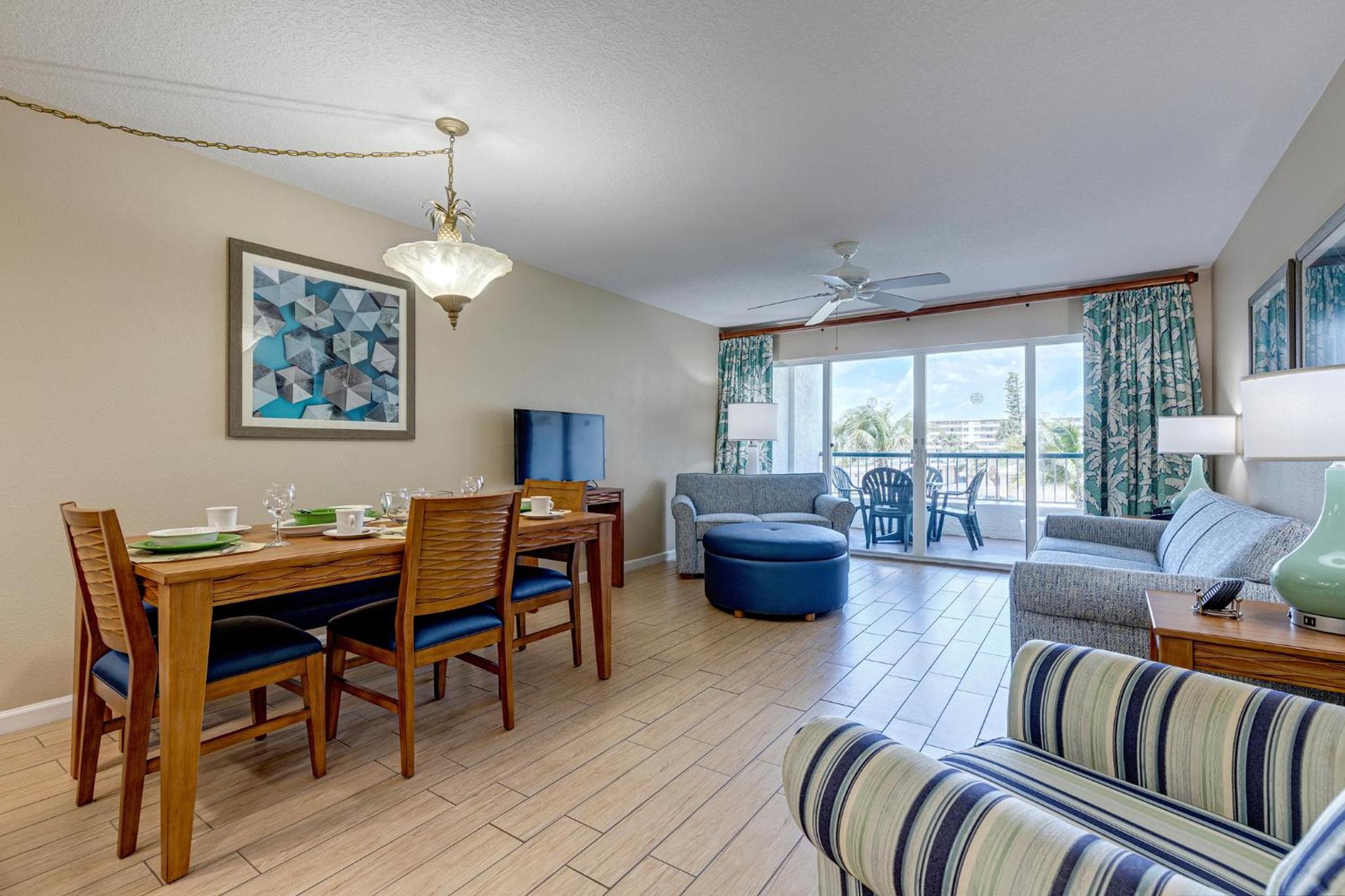 Two-Bedroom Suite - Partial Ocean View - Photo 4