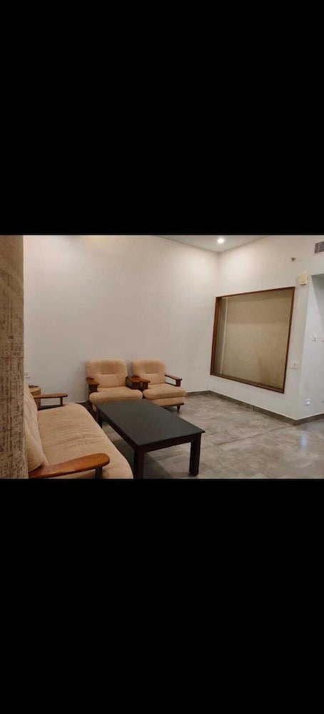 Luxury Suite photo 3