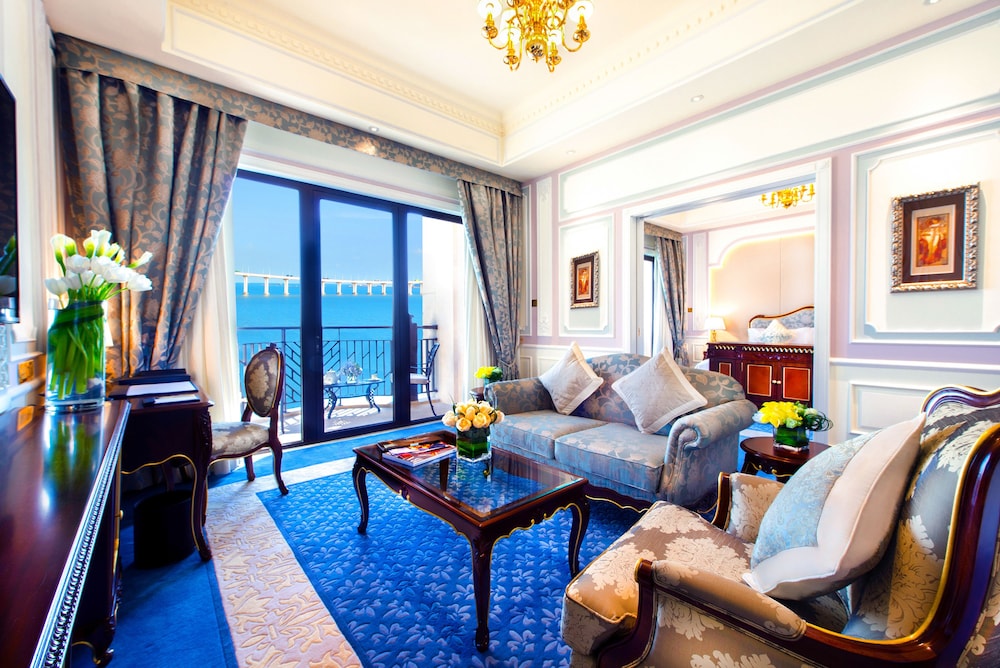 Executive Room With Sea View, Balcony