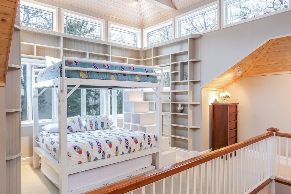 Deluxe Cottage, 5 Bedrooms photo 2