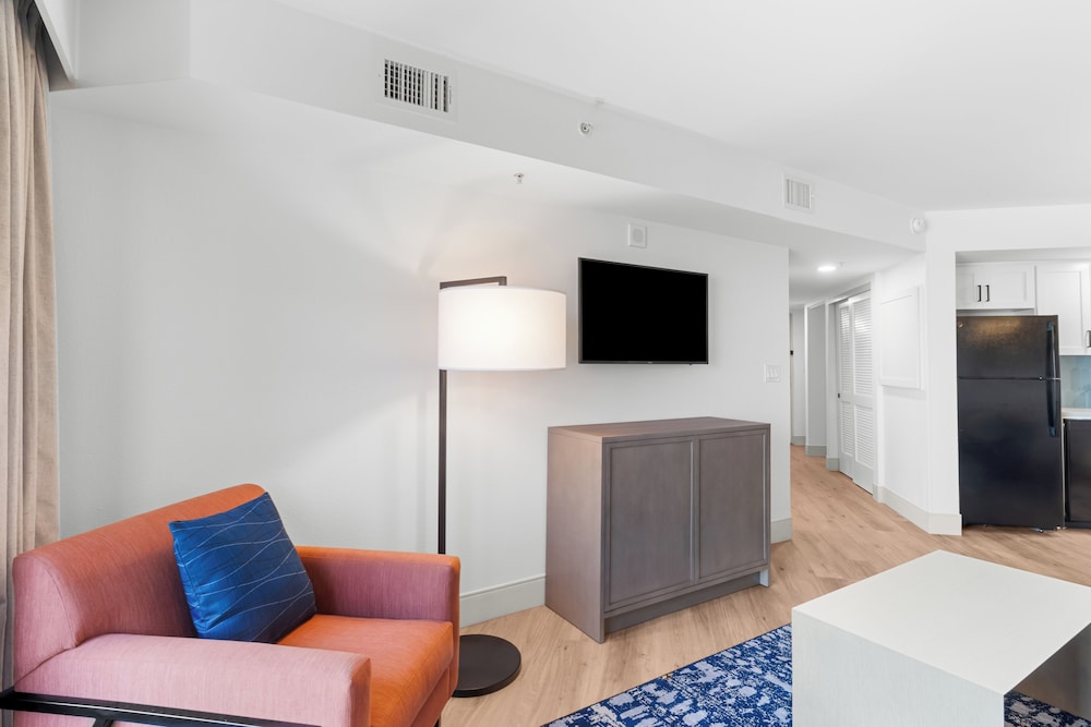 North Tower Ocean View Deluxe One Bedroom Condo - Photo 16