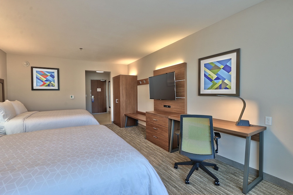 Standard Room, 2 Queen Beds, Accessible (Communications Accessible) - Photo 4