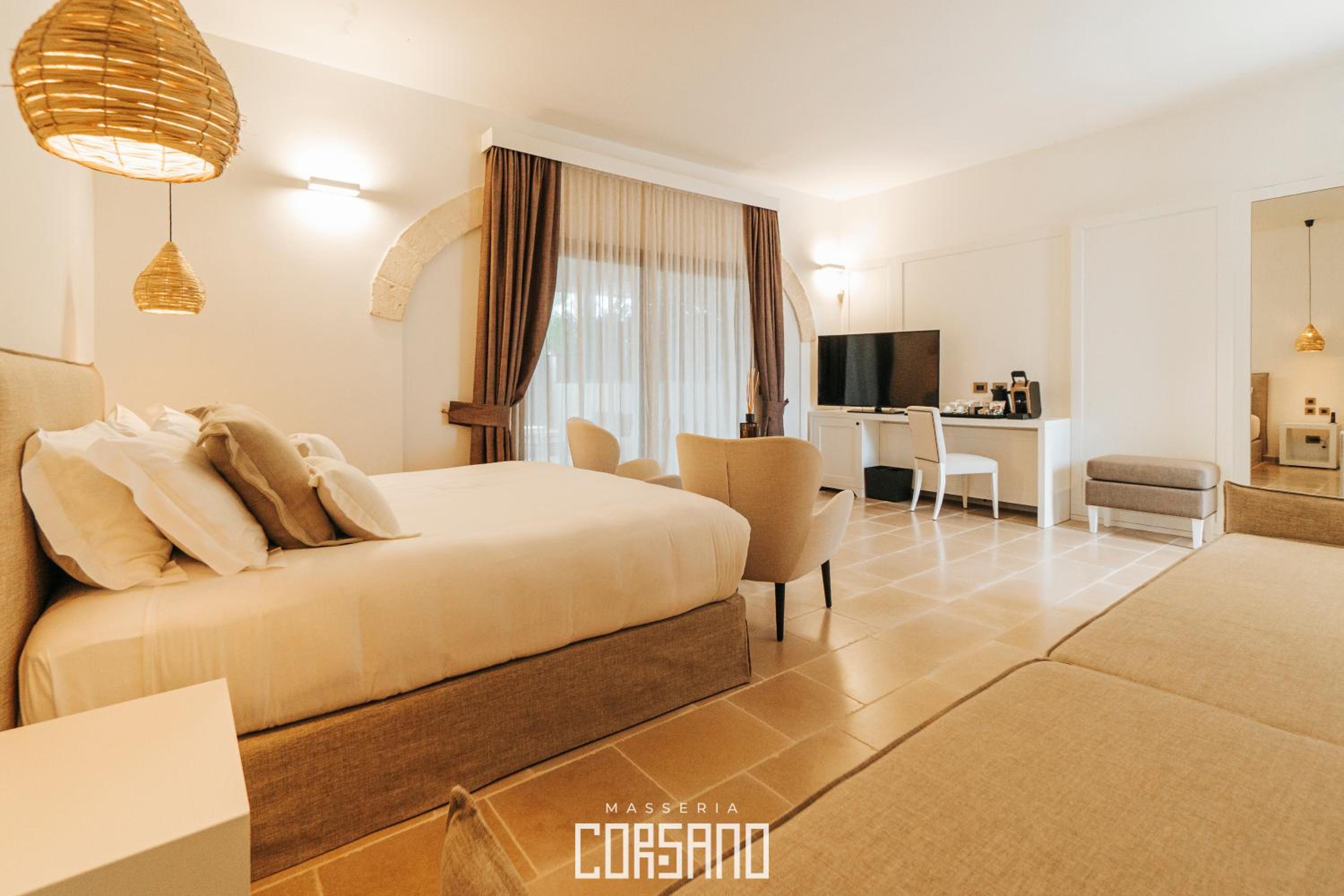 Suite - Photo 6