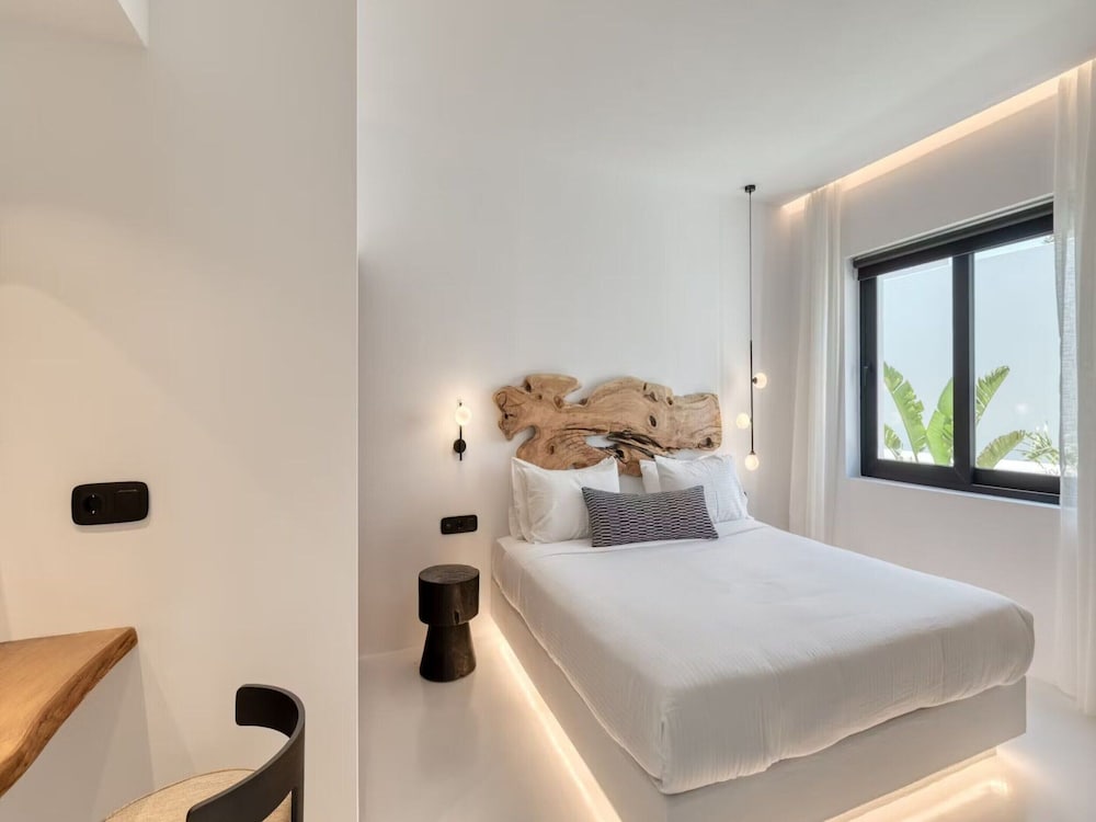 Villa photo 3