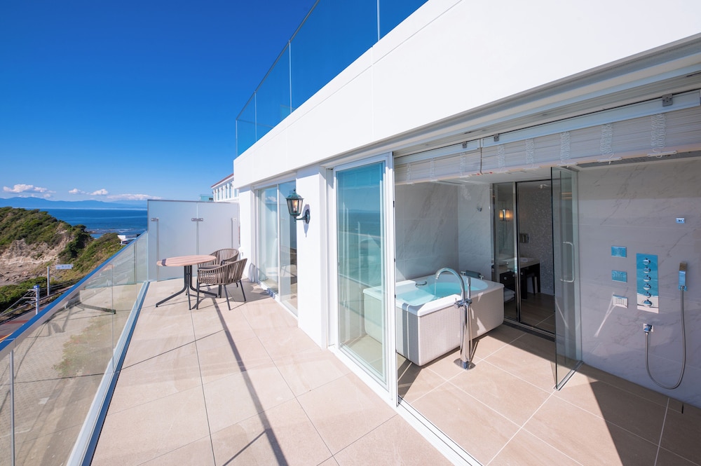 Deluxe Balcony Suite, Non Smoking (Breakfast + French Dinner [Dinner time: 5:00~5:30PM])
