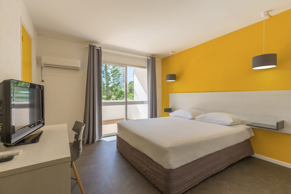 Budget Double Room located outside Nouvata resort - 5 min walk from Reception photo 1