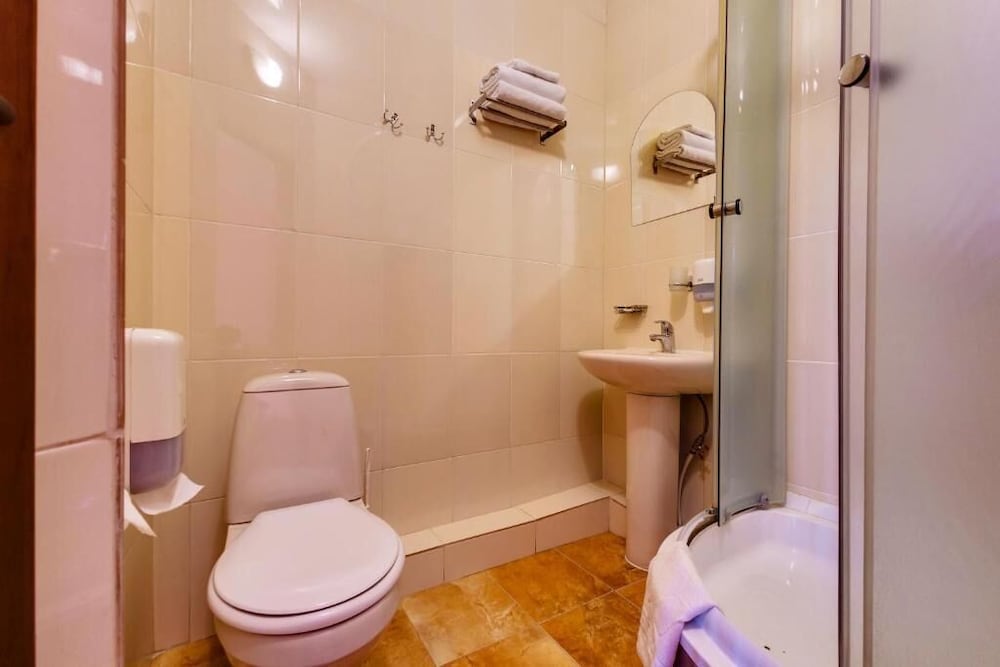 Standard Double Room photo 3