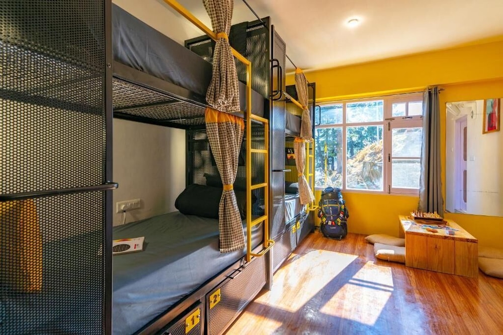 Bed in 6 Bed Mixed Dormitory photo 2