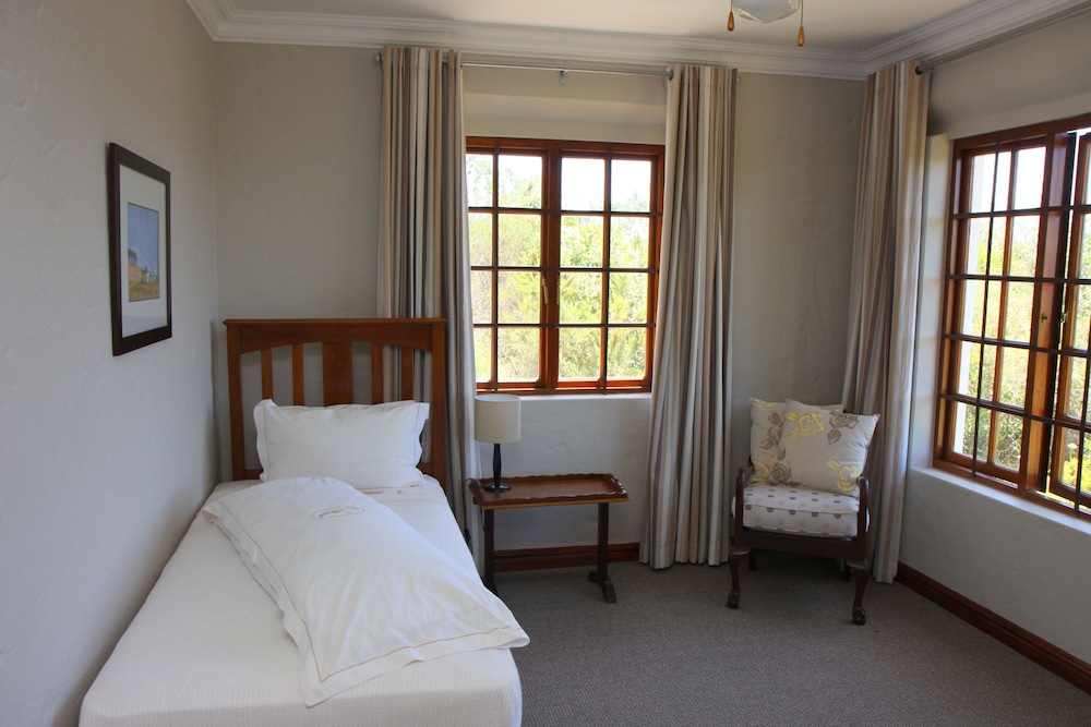Cottage (Garden 4 Sleeper) - Photo 1