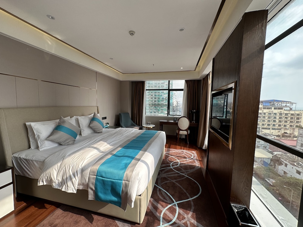 Deluxe Double Room photo 2