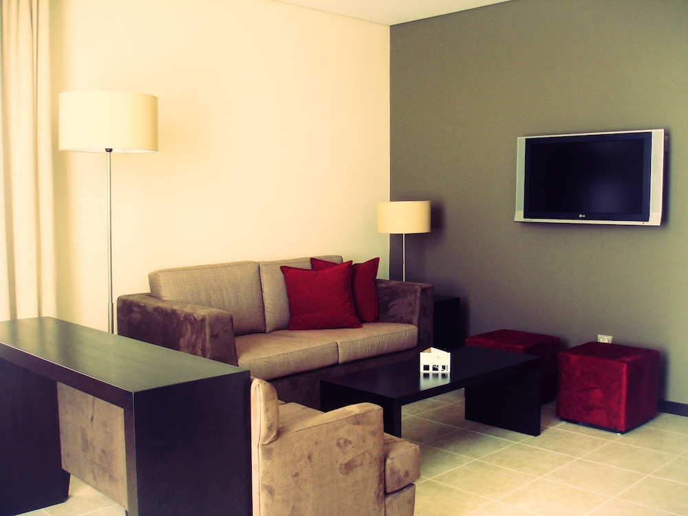 Standard Apartment, 4 Bedrooms, Hot Tub photo 2