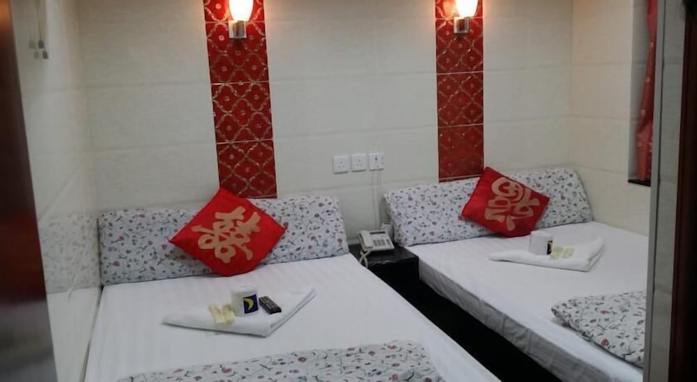Basic Triple Room photo 2