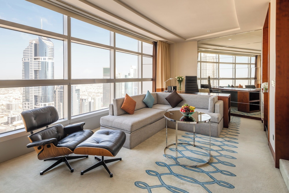Club Suite (Junior)