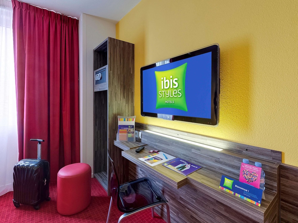 Standard Room, 2 Twin Beds - Photo 4