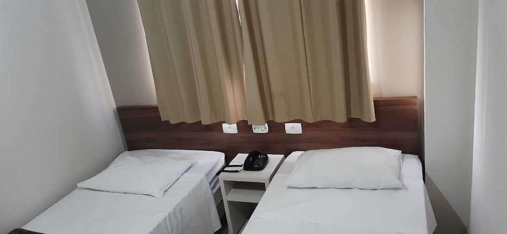 Deluxe Twin Room photo 1