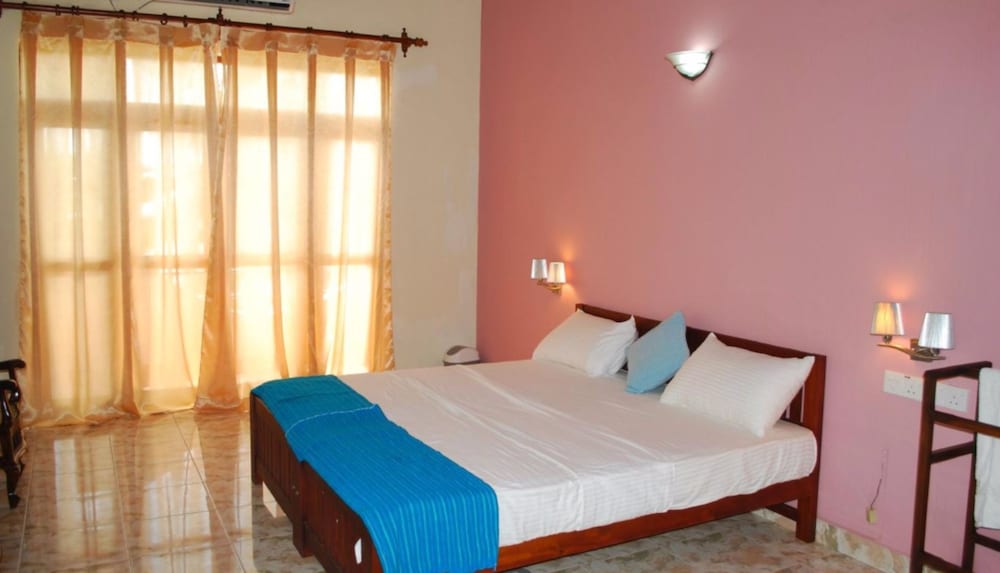 Deluxe Room, River View, Poolside photo 3